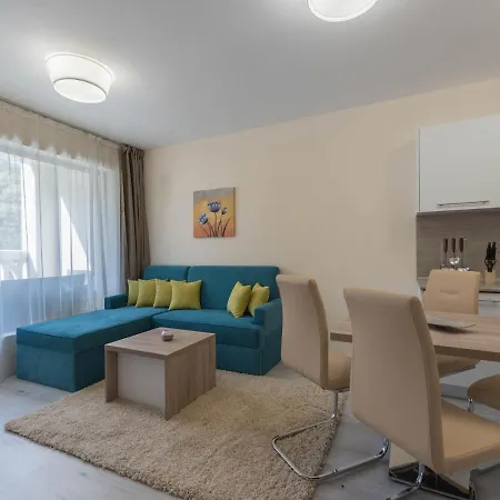 South Bay מלון וארנה